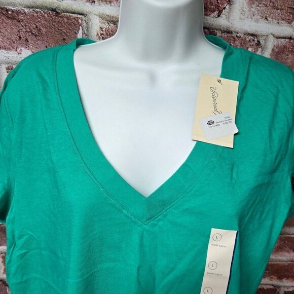 Universal Thread Cropped V-Neck Tee | Small | Emerald Green | 100% Cotton - Picture 4 of 5